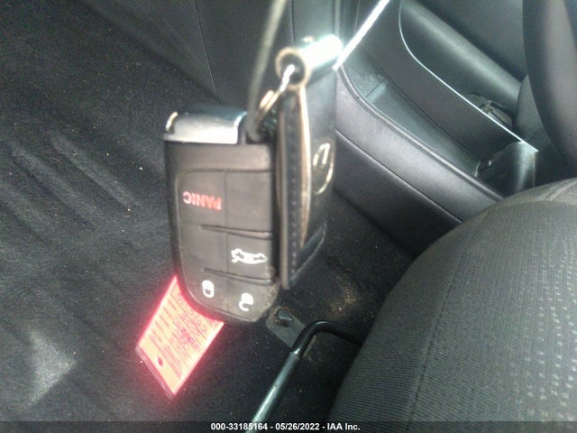 Chrysler 200 Limited 2015 1C3CCCAB0FN696705 Image 3