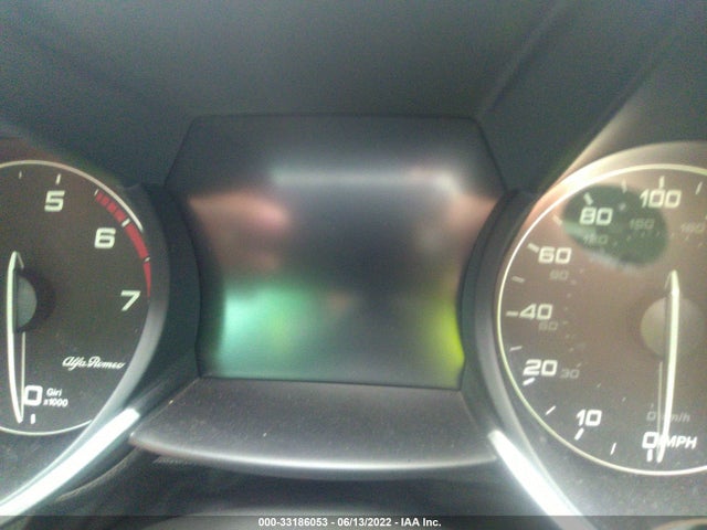 2018 Alfa Romeo Giulia, VIN: ZARFAEEN2J7592718