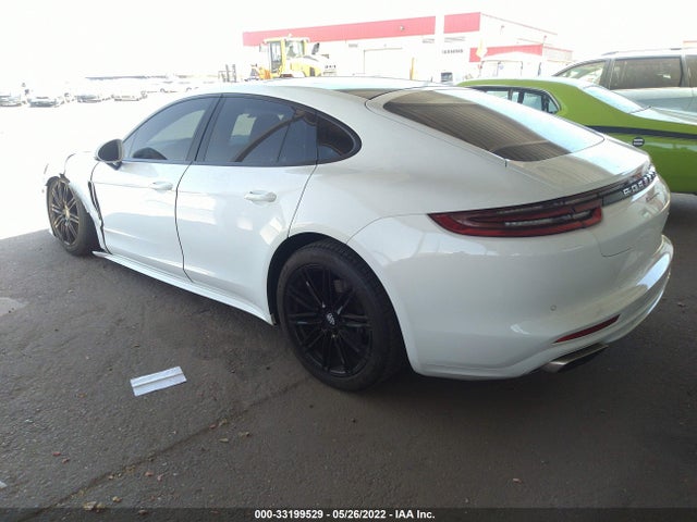2017 Porsche Panamera, VIN: WP0AA2A75HL102204