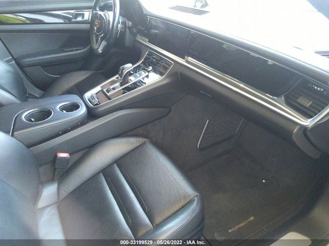 2017 Porsche Panamera, VIN: WP0AA2A75HL102204