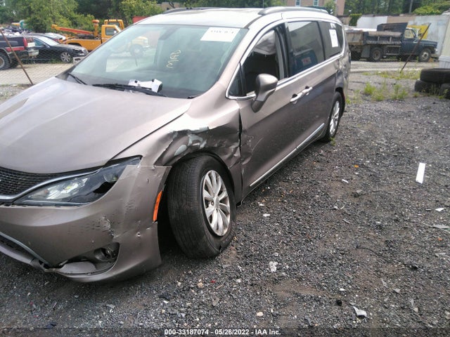 2C4RC1BG0HR535555 Chrysler Pacifica Touring-l