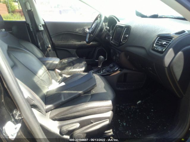 3C4NJDCB7JT499746 Jeep Compass Limited