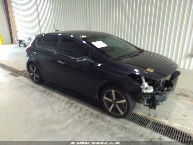 2017 Kia Forte, VIN: KNAFX5A8XH5715936