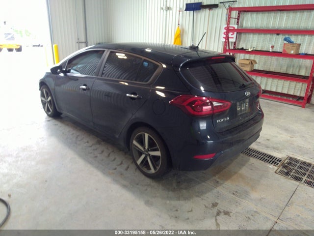 2017 Kia Forte, VIN: KNAFX5A8XH5715936