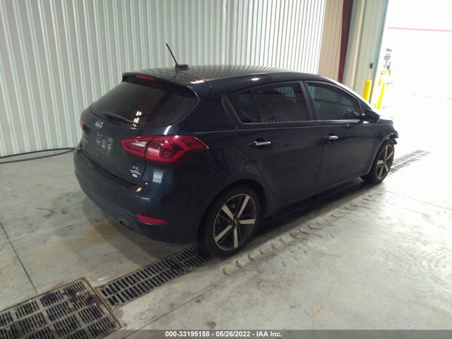 2017 Kia Forte, VIN: KNAFX5A8XH5715936