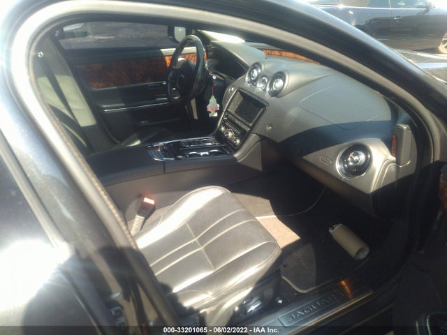 2015 Jaguar XJ, VIN: SAJWA1CZ9F8V82523