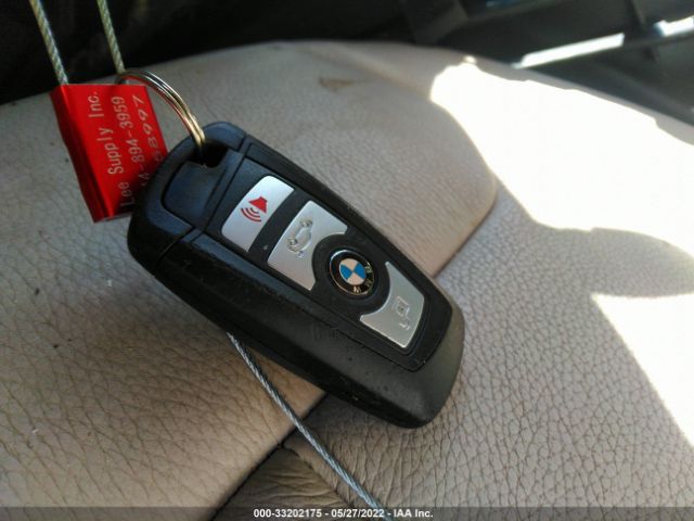 WBA8E1G55JNU93669 BMW 3 Series 320i