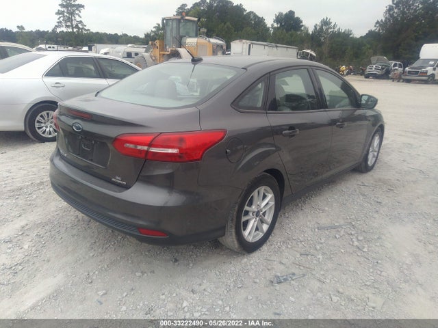 2015 Ford Focus, VIN: 1FADP3F24FL242620
