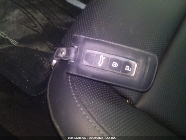 2021 Porsche 911, VIN: WP0AA2A9XMS205829