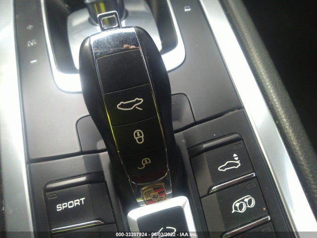 2016 Porsche 911, VIN: WP0AA2A9XGS106707