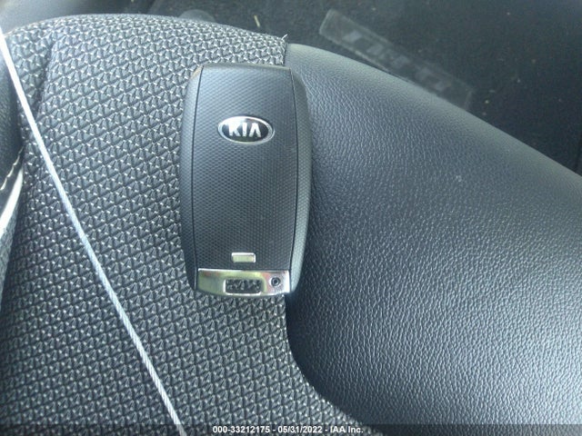 2020 Kia Niro, VIN: KNDCC3LG5L5057557