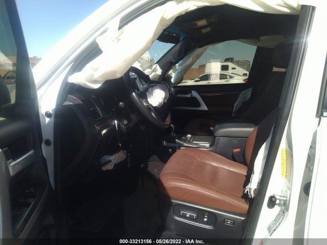 2017 Toyota Land Cruiser, VIN: JTMCY7AJ4H4055724