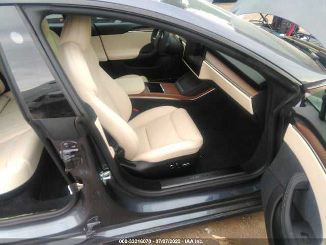 2022 Tesla Model S, VIN: 5YJSA1E5XNF470853