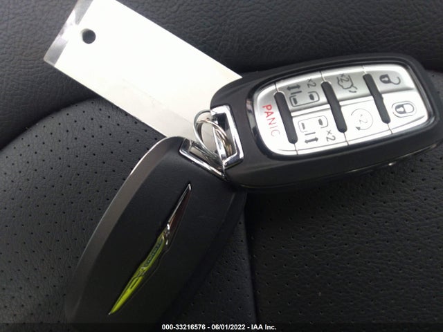 2021 Chrysler Pacifica, VIN: 2C4RC1BGXMR585244