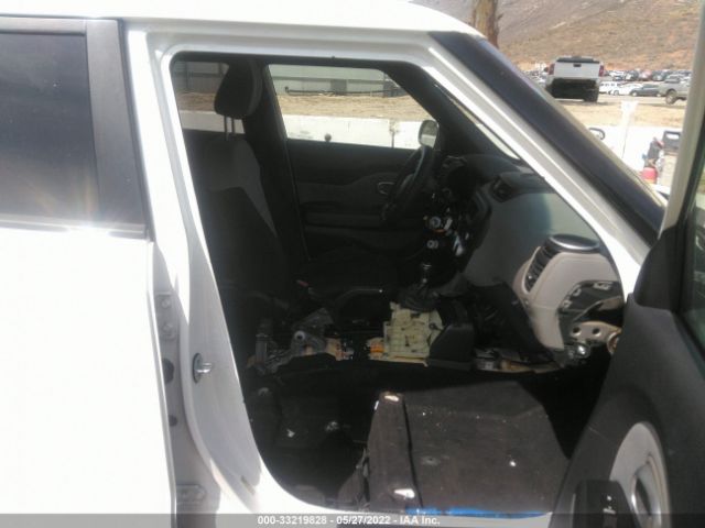 KNDJN2A28F7162010 KIA Soul Base