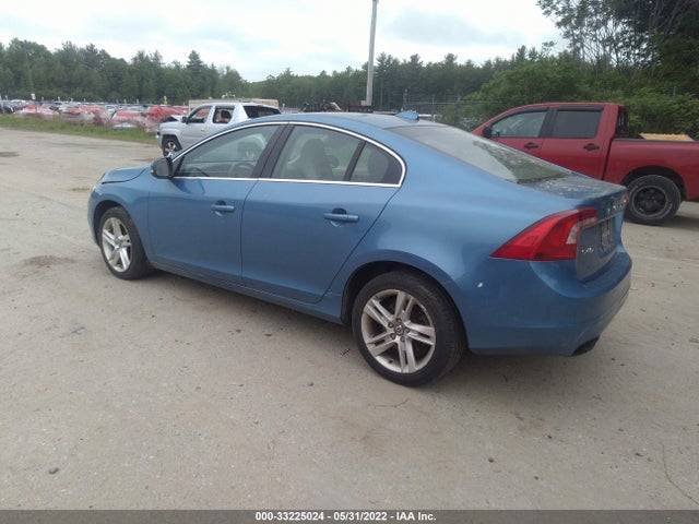 2014 Volvo S40, VIN: YV1612FHXE2275073