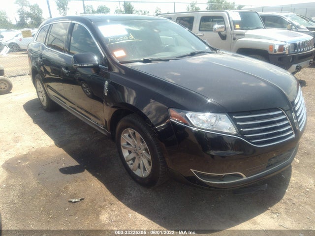 2018 Lincoln MKT, VIN: 2LMHJ5NK3JBL02468