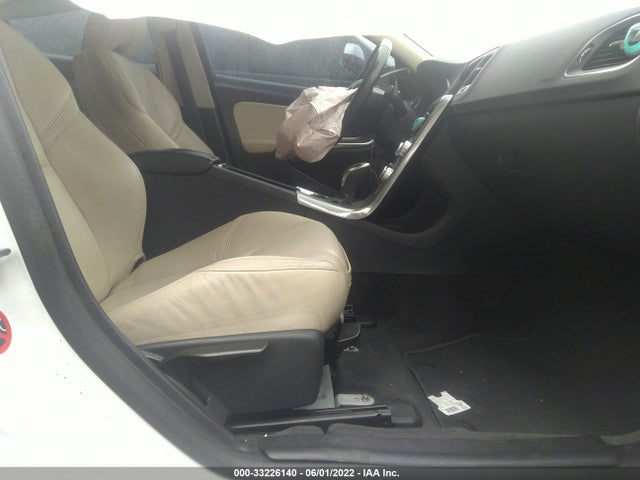 2018 Volvo V60, VIN: YV140MEL7J2404120