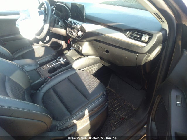 2020 Ford Escape, VIN: 1FMCU9H92LUC18359