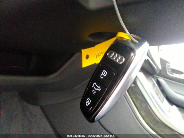 2021 Audi Q7, VIN: WA1LXAF72MD016714
