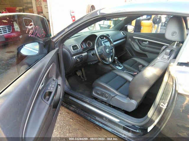 2016 Volkswagen Eos, VIN: WVWBW8AHXGV000126
