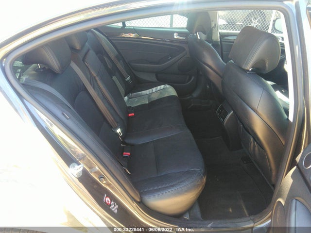 2016 Kia Cadenza, VIN: KNALN4D74G5209703