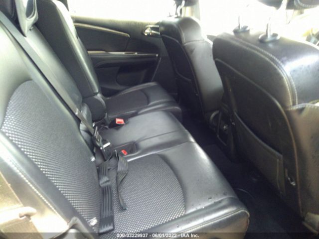 3C4PDCGG8KT763588 Dodge Journey Crossroad