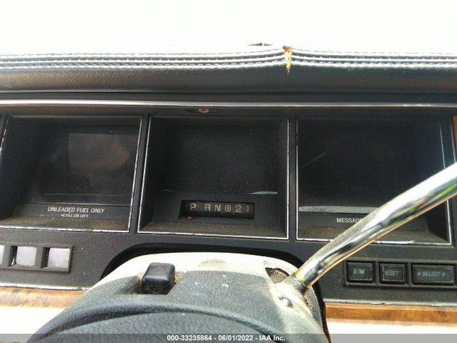Lincoln Town Car 1993 1LNLM82W3PY692859 Image 8