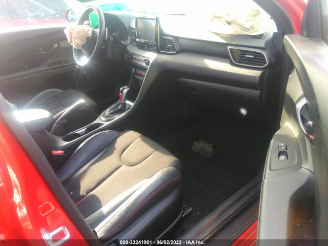 2020 Hyundai Veloster, VIN: KMHTG6AF7LU026103