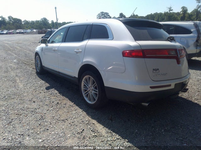 2014 Lincoln MKT, VIN: 2LMHJ5ATXEBL57214
