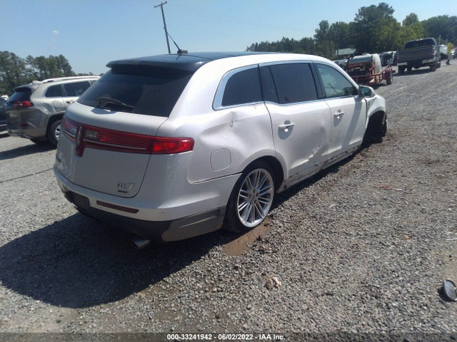 2014 Lincoln MKT, VIN: 2LMHJ5ATXEBL57214
