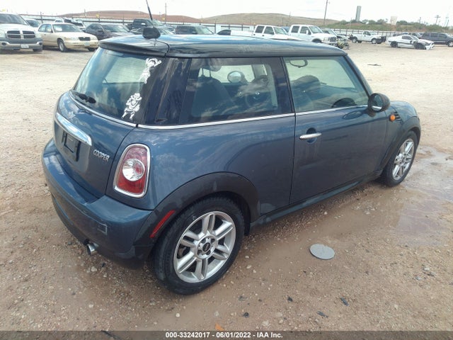 Mini COOPER HARDTOP 2011 WMWSU3C51BT182781 Image 4