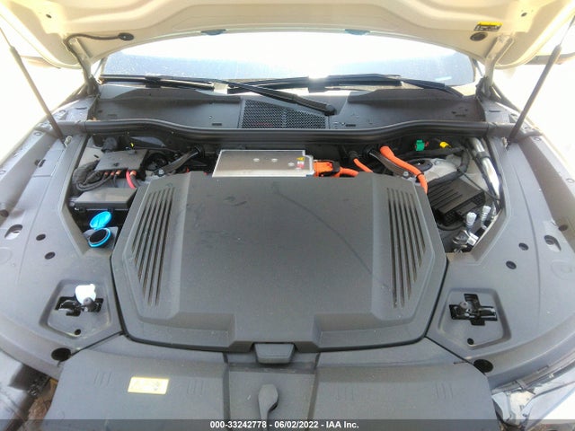 2022 Audi e-tron, VIN: WA1LAAGE8NB012579