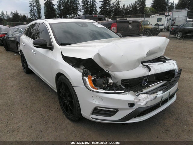 2017 Volvo V60, VIN: YV149MSSXH1336607