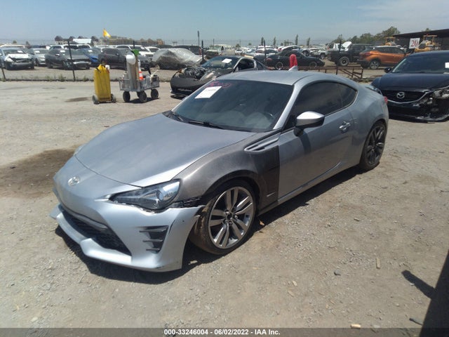 2017 Toyota 86, VIN: JF1ZNAA18H9705471