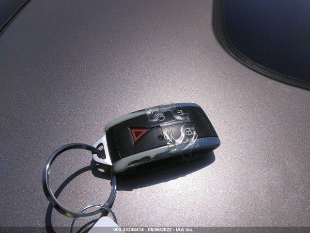 SAJWA0GB0ALR63951 Jaguar XF