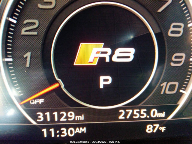 2017 Audi R8, VIN: WUAKBAFX3H7905111