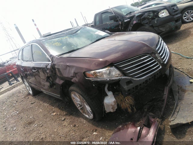 2017 Lincoln MKT, VIN: 2LMHJ5AT2HBL01157