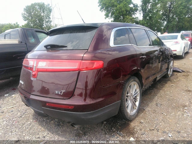 2017 Lincoln MKT, VIN: 2LMHJ5AT2HBL01157