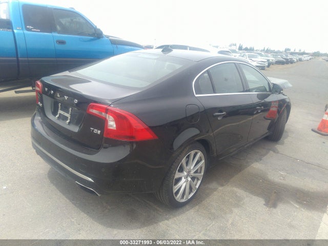2016 Volvo S60, VIN: LYV402FM2GB109175