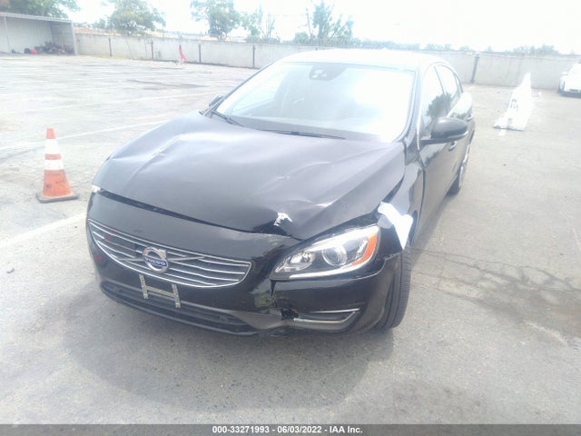 2016 Volvo S60, VIN: LYV402FM2GB109175