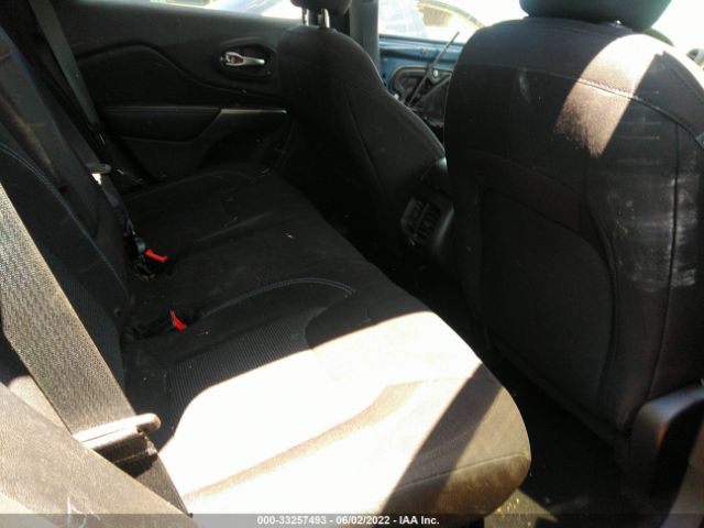 1C4PJMCBXKD394201 Jeep Cherokee Latitude