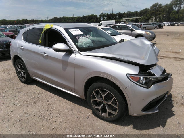 2020 Alfa Romeo Stelvio, VIN: ZASPAKBN4L7C84977