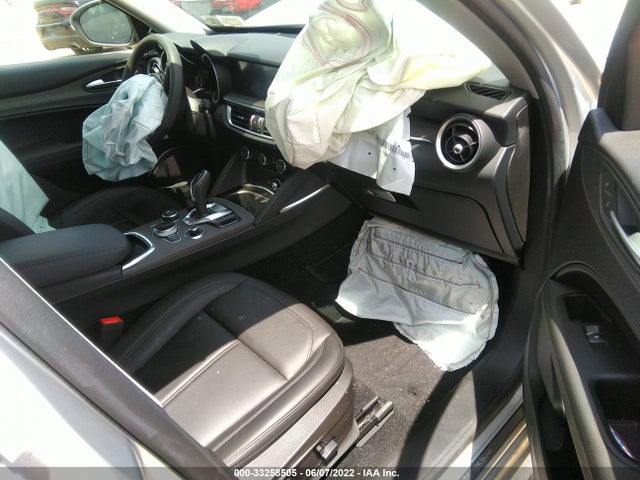 2020 Alfa Romeo Stelvio, VIN: ZASPAKBN4L7C84977