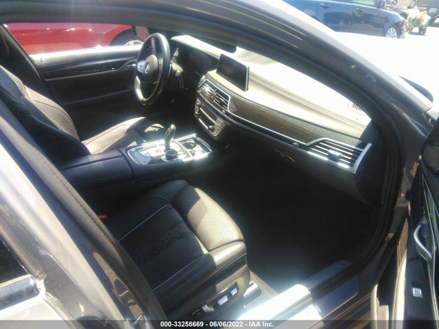 2022 BMW 7 Series, VIN: WBA7U2C04NCH03987