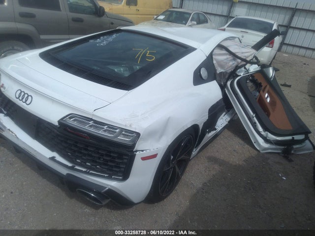 2022 Audi R8, VIN: WUACEAFX9N7900440