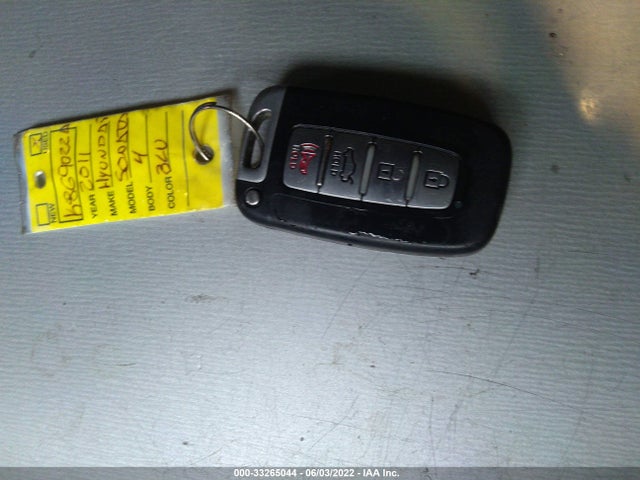 2011 HYUNDAI SONATA VIN: 5NPEC4AB3BH233512