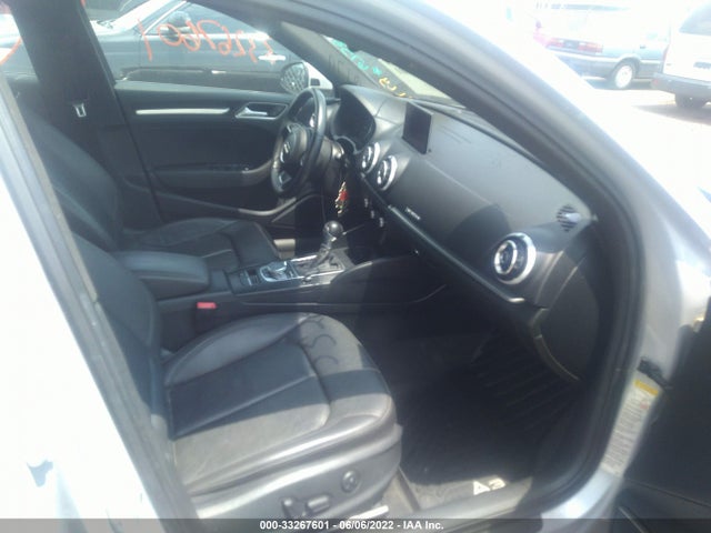 Audi A3 2.0t Premium Plus 2015 WAUEFGFF2F1086758 Image 5