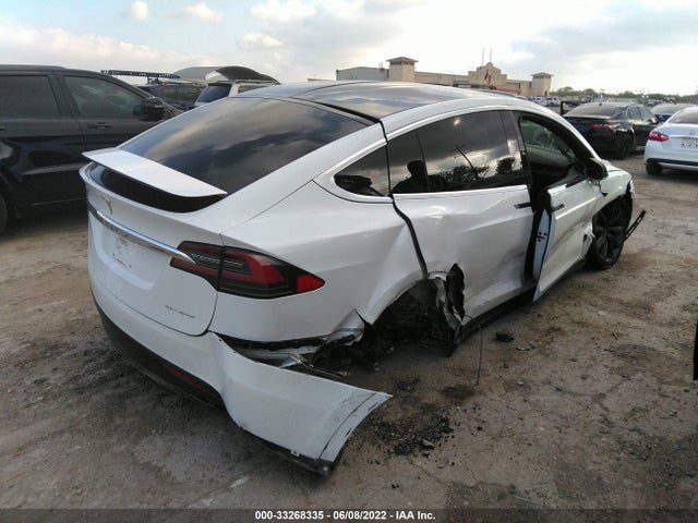 2021 Tesla Model X, VIN: 5YJXCBE21MF325050