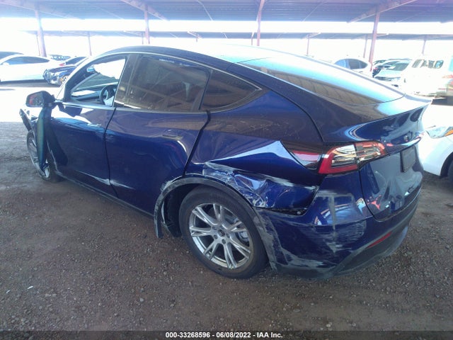 Tesla Model Y Long Range 2021 5YJYGDEE4MF217519 Image 4